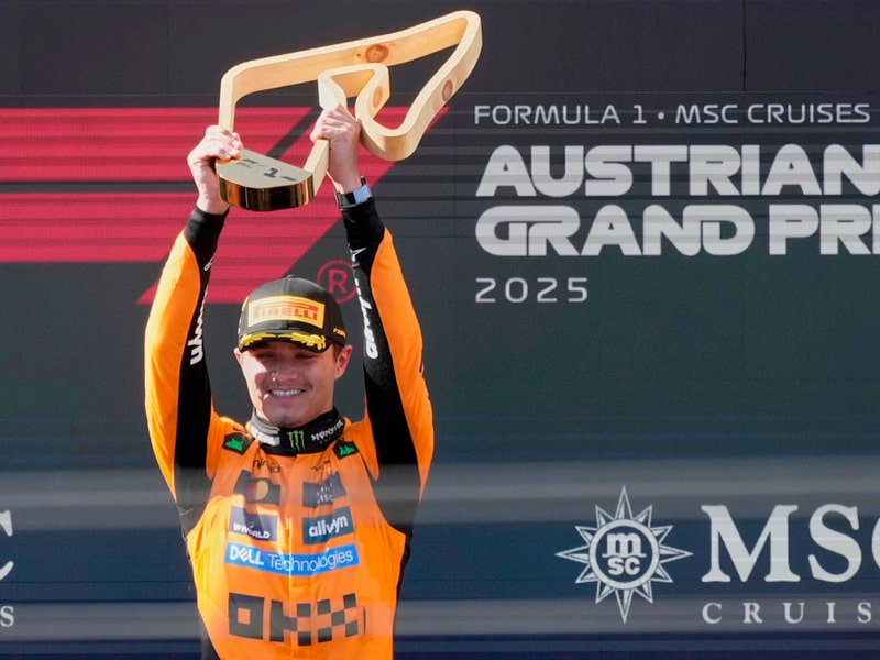 aus-grand25